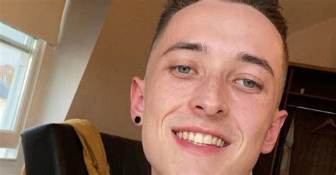 Brave Young Scot Dies Of Bowel Cancer Six Days After Diagnosis Daily
