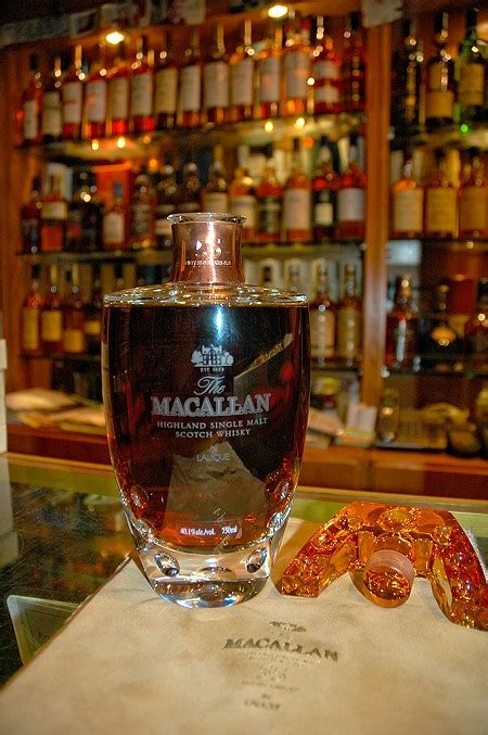 If the whisky is made in scotland, canada or japan, it is usually spelled without the letter e, which is whisky. Top 10 liste - Die teuerste Whiskeys in der Welt | KunsTop.de