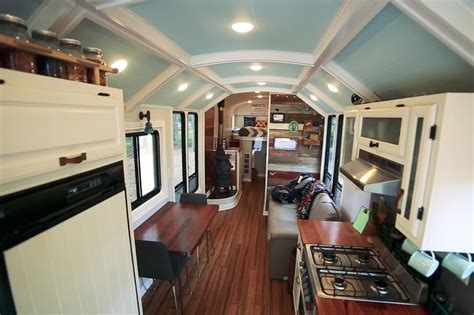 This School Bus Conversion May Be The Most Impressive One Yet Curbed