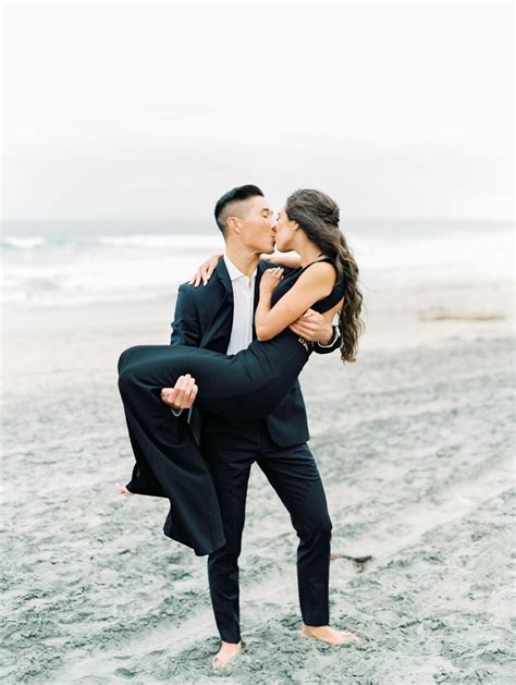 4 Expert Tips For The Most Unique Engagement Photos