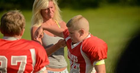 Take The Quiz What Type Of Team Mom Are You Youth Football Usa