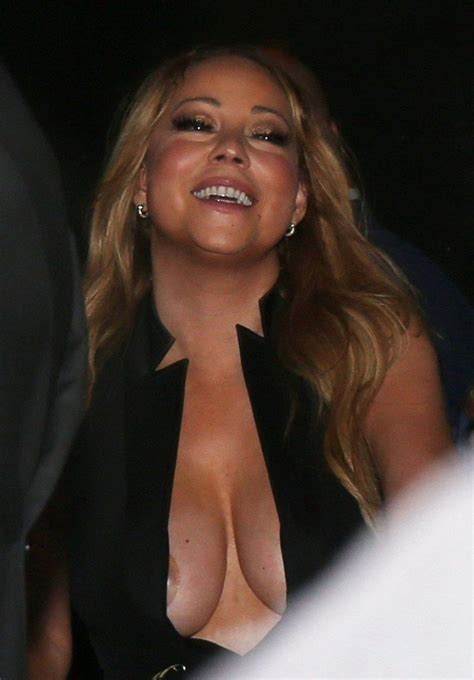 Mariah Carey Cleavage 20 Photos Thefappening