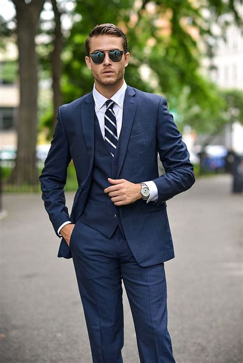 Navy Suit and White Shirt | Slim fit suits, Mens fashion suits, Mens