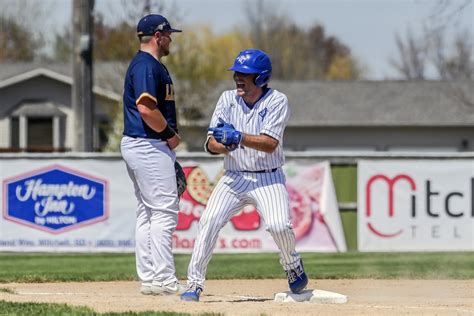 Gallery Dwu Baseball Against Mount Marty On Saturday At Cadwell Park