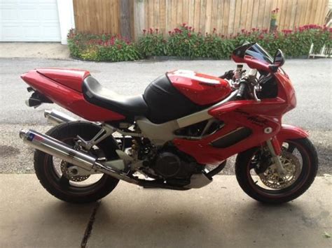 Purchased a honda superhawk vtr 1000. Honda Super Hawk for Sale / Find or Sell Motorcycles ...