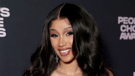 Cardi Bs Nails Have Never Been This Short — See Photos Allure