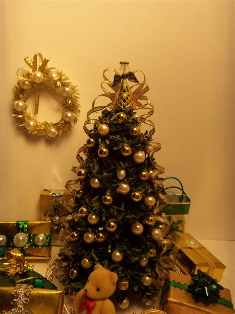 Pin Van Esther Munson Op Christmasnuts Miniature Christmas Trees