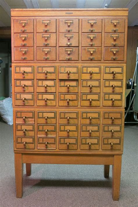The lake geneva public library (wi) created a permanent display in the foyer of the library to acknowledge gifts to the library building fund using the. VINTAGE 45 DRAWER OAK LIBRARY CARD CATALOG CABINET ...