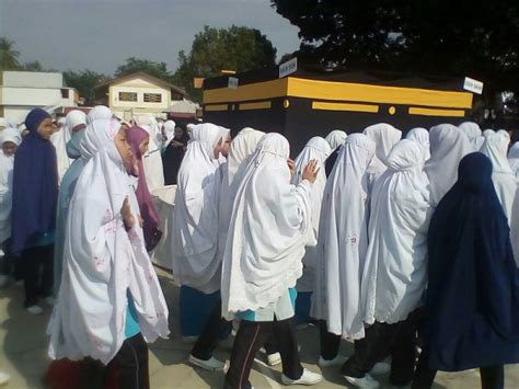 Grünes und gelbes schullogo, ministerium für religiöse angelegenheiten religion hajj organisation ausbildung, logo kemenag, agama, bereich, marke png. SMK BANDAR BARU BANGI: August 2017