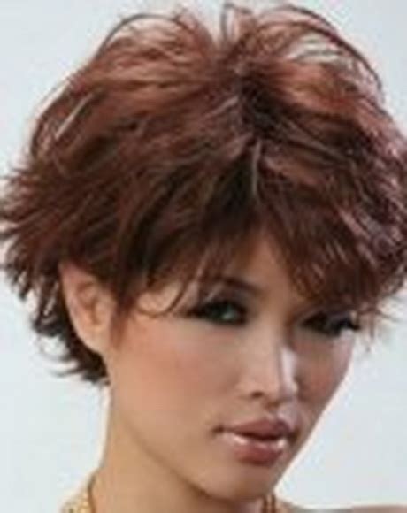 Her cute, flippy cut is a take on a layered bob, and it's beyond flattering. Short flippy hairstyles for women