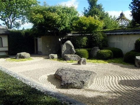 how to create a japanese garden design in 16 steps