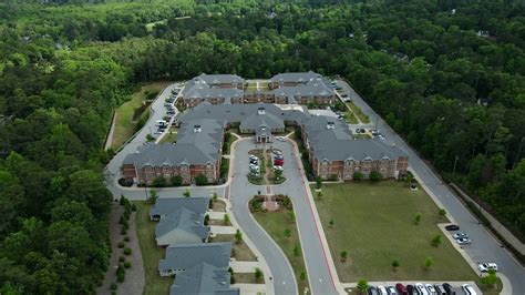 Welcome Home! 🏡 Adjacent to Golden Hills Country Club and nestled