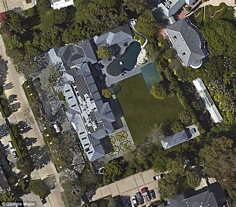 Puff Daddy Buys M Holmby Hills Estate Near Playboy Mansion Daily