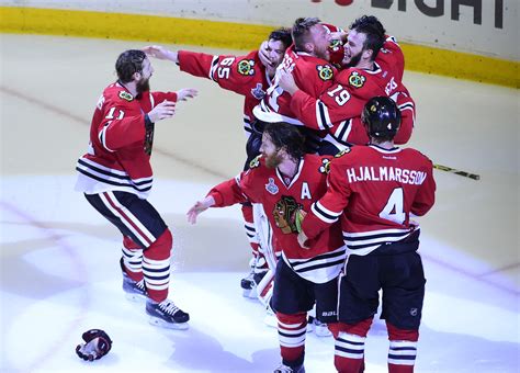 10 Incredible Photos From The Chicago Blackhawks Stanley Cup