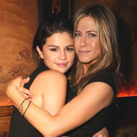 Jennifer Aniston Just Reminded Us Shes Best Friends With Selena Gomez