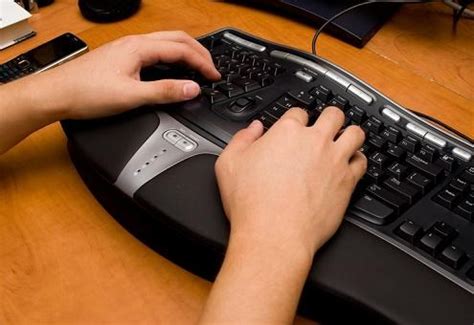 The basic concept of fast typing is quickly explained: How to learn fast typing on the keyboard quick typing on ...