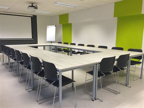 5 Conference Room Colors That Will Inspire Employees And Customers