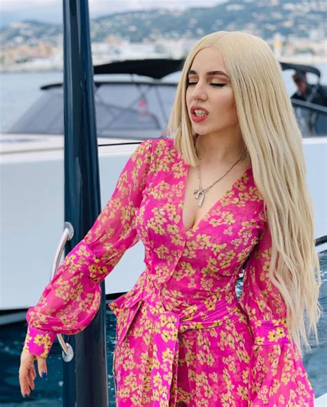 Ava Max Personal Pics 05202019 • Celebmafia