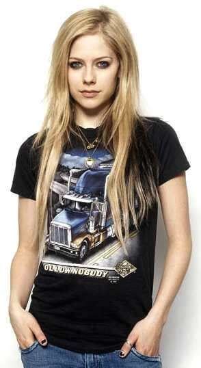 Avril Lavigne Boob Size Porn Pictures