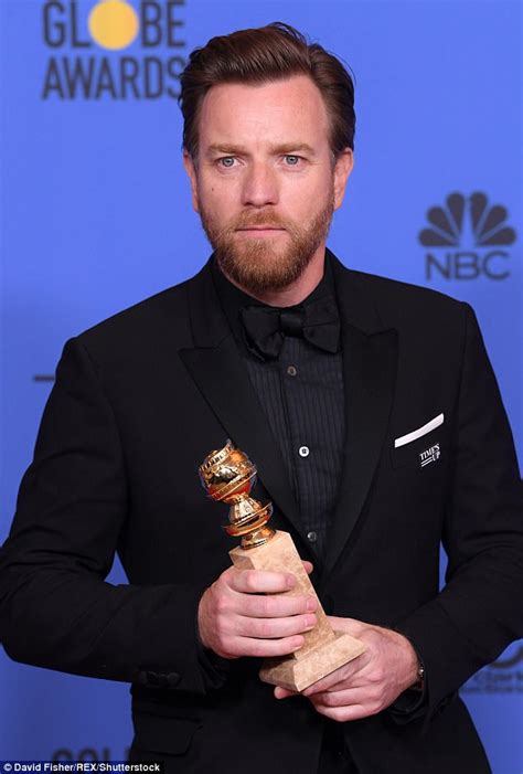 Ewan Mcgregor Goes Solo To Golden Globe Awards After Split Daily Mail Online