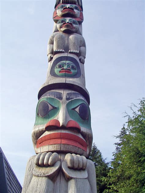 Native American Totem Poles In Alaska Alaska Tours