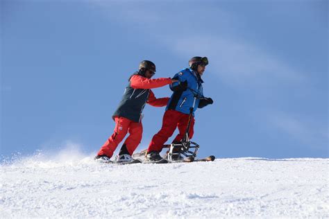 Le ski est un sport un loisir accessible à tous avec aah