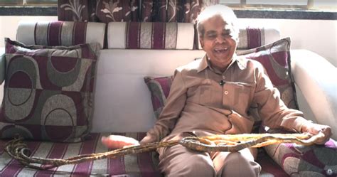 Man With Worlds Longest Fingernails Cuts Them Off After 66 Years