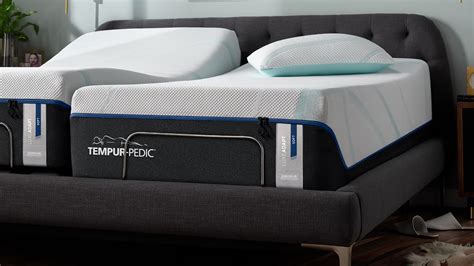 The soft option is closer to a true medium on our soft/firm scale. King Size Tempur-Pedic Luxe Adapt Soft Mattress