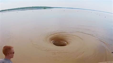 Top 15 Scary Holes Salve Leaves Hole In Head Huge Water Vortex Mysterious Sinkhole