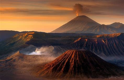 Volcano Indonesia Mount Bromo Volcanoes Java Indonesia Hd Wallpaper Peakpx
