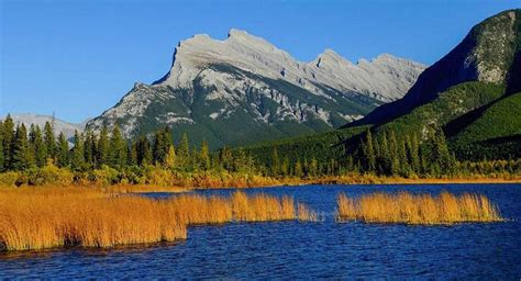 The 12 Best Hikes In Banff National Park Maps And Bags Parc National