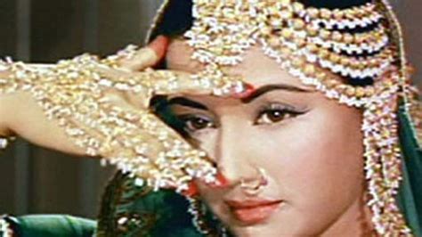 Meena Kumari Birth Anniversary A Playlist Of The Legendary Actress