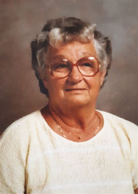 Obituary Of Sophie Dusky Erb And Good Funeral Home Exceeding Expe