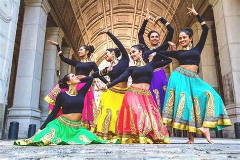 Tripadvisor Bollywood Dance Tour En Mumbai Ofrecido Por Gets Holidays
