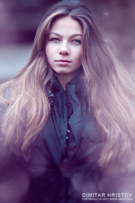 Fashion Art Photography Girl Portrait In Violet 54ka