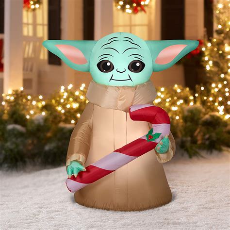 Light Up Your Yard This Christmas With Giant Star Wars Inflatables