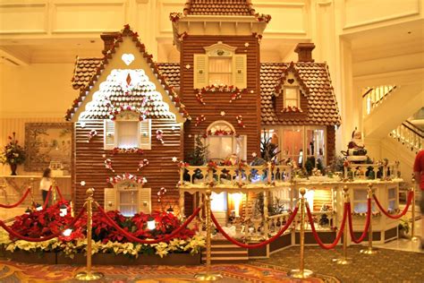 Giant Gingerbread House Archives Life In Pleasantville