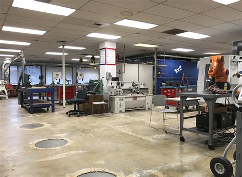Arlington Wants To Open Makerspace To Bring Tools Of