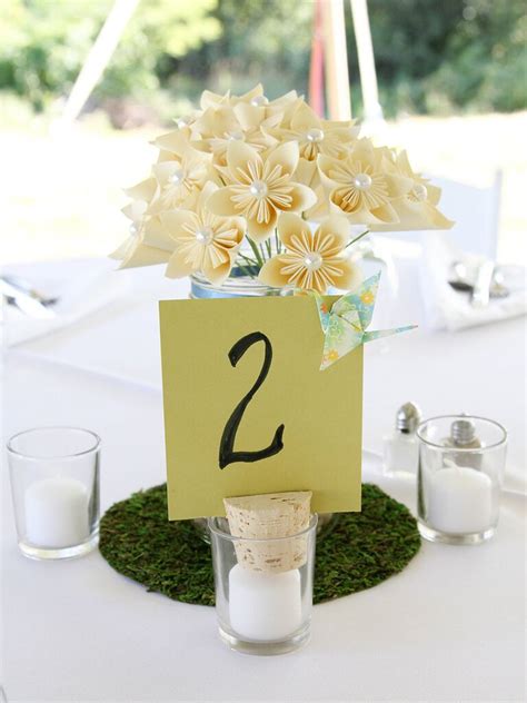 15 Ways To Use Paper Flowers At Your Wedding
