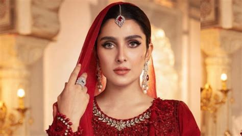 Ayeza Khan Looks Stunning In A Crimson Gown Lahore Herald