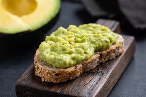 Https Oak Com Hacks How Tos What To Put On Avocado Toast In Food Avocado Toast