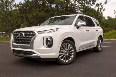 2020 Hyundai Palisade First Drive Review A Midsize Suv Thats Big On