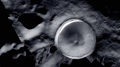 Nasa Releases New Mosaic Of Moon S Shackleton Crater Offers Closer Look Of Lunar South Pole Mint