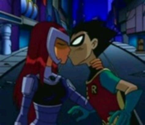 Starfire And Robin Kissing Couples Pinterest