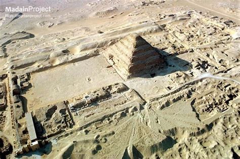 Pyramid Complex Of Djoser Madain Project En