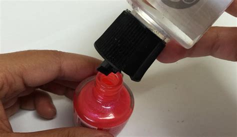 Completely close the nail polish bottle and put it in the bowl with hot water. How to thin Nail Polish without Thinner, Best Nail Polish ...