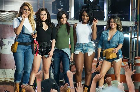 Fifth Harmony Work From Home Model Seputar Model