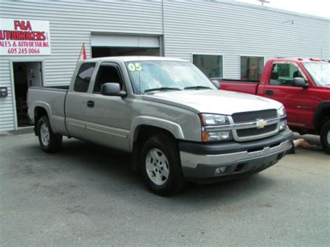 Sell Used 2005 Chevy Silverado 1500 Ext Cab Z71 4x4 53 4dr Dealer