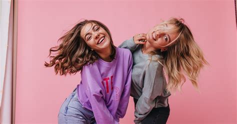 10 Words That Describe Best Friends When Youre The Forever Type