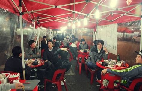 Pojangmacha A Street Stall Tent Restaurant Serving Variety Of Foods